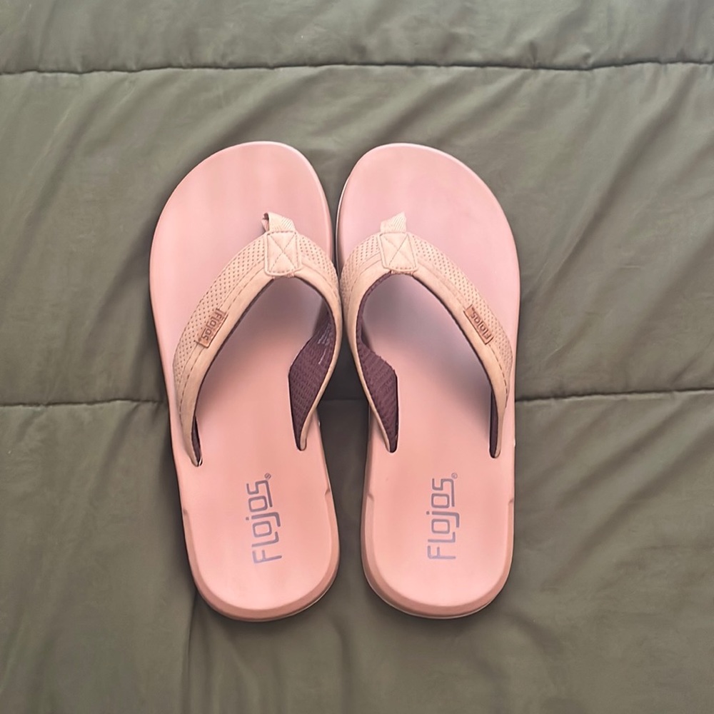 Men's flip flops